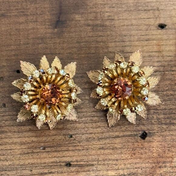 Vintage 50s Miriam Haskell Amber Rhinestone Gold Leaf Clip On Earrings Signed - Picture 1 of 6